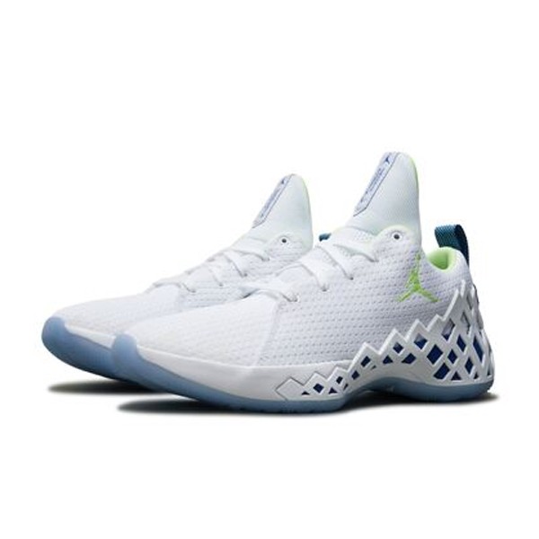 Jordan-Official-Nike-Jordan-JUMPMAN-DIAMOND-LOW-PF